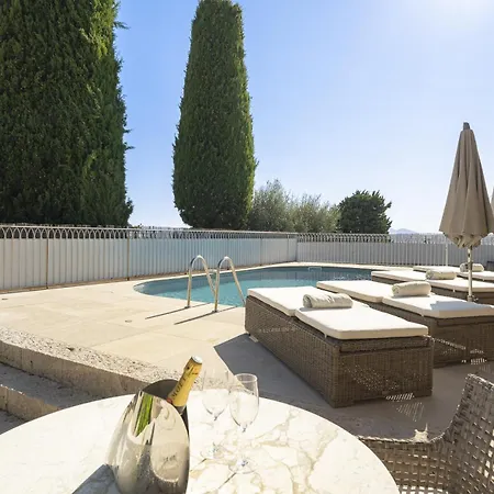Villa La Pax *