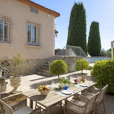 Villa La Pax